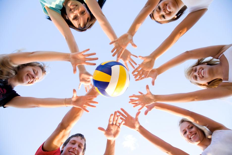 Звезди на волейбола призовават децата: Спортувайте! 