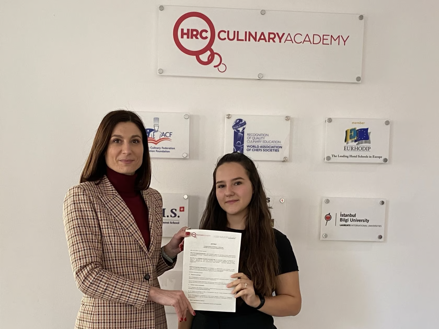 Кулинарна академия дава пълна стипендия за образование за социална кауза 