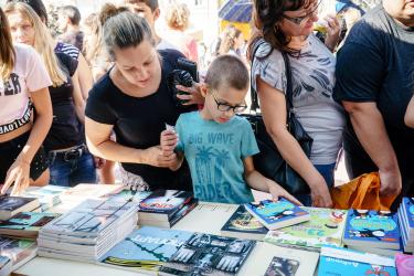 „Стара хартия за нова книга“ в София за шести път 