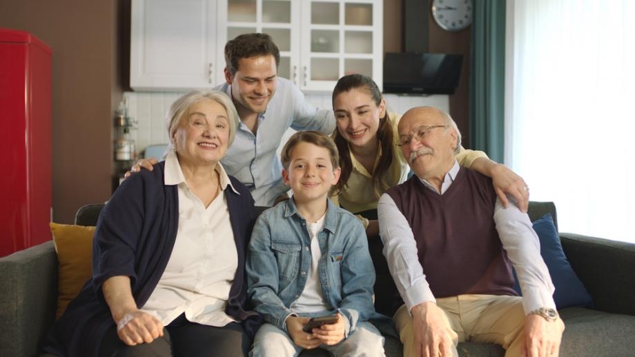 Какво трябва да знаете, ако живеете заедно с баба или дядо