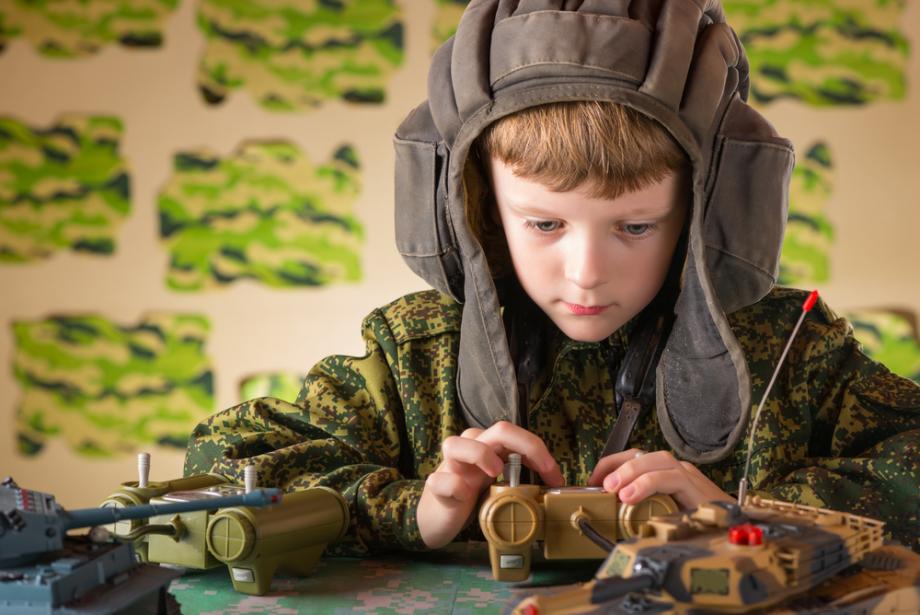 Опасни ли са за децата игрите на война